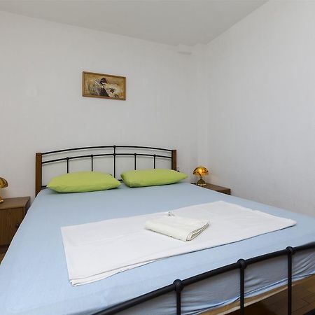 Apartment Boris Gornja Brela Buitenkant foto