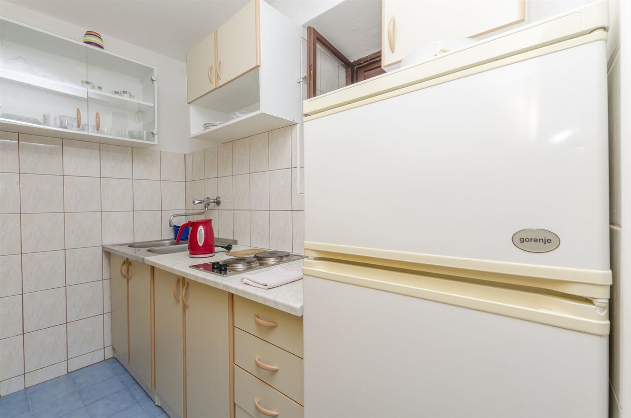Apartment Boris Gornja Brela Buitenkant foto
