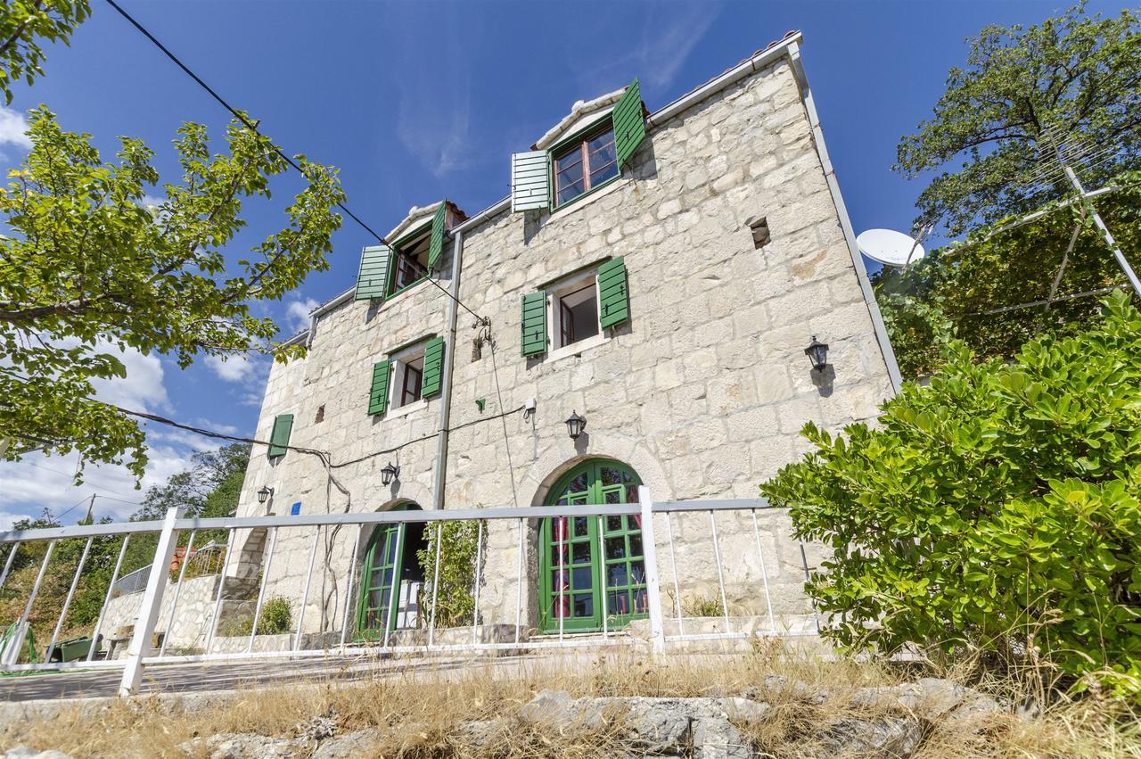Apartment Boris Gornja Brela Buitenkant foto