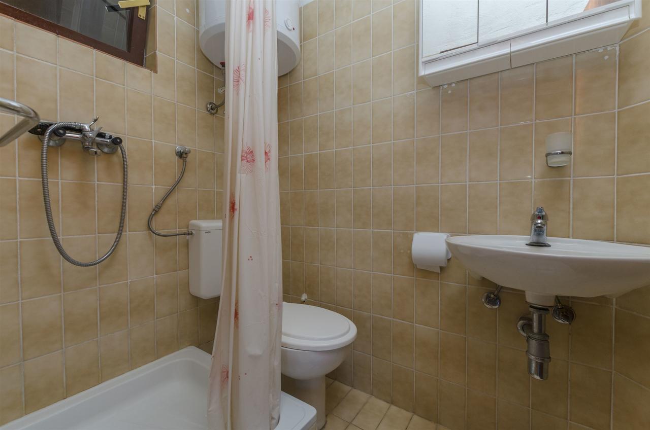 Apartment Boris Gornja Brela Buitenkant foto
